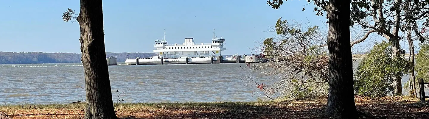 Jamestown Ferry Guide: A Scenic Day Trip from Williamsburg, VA