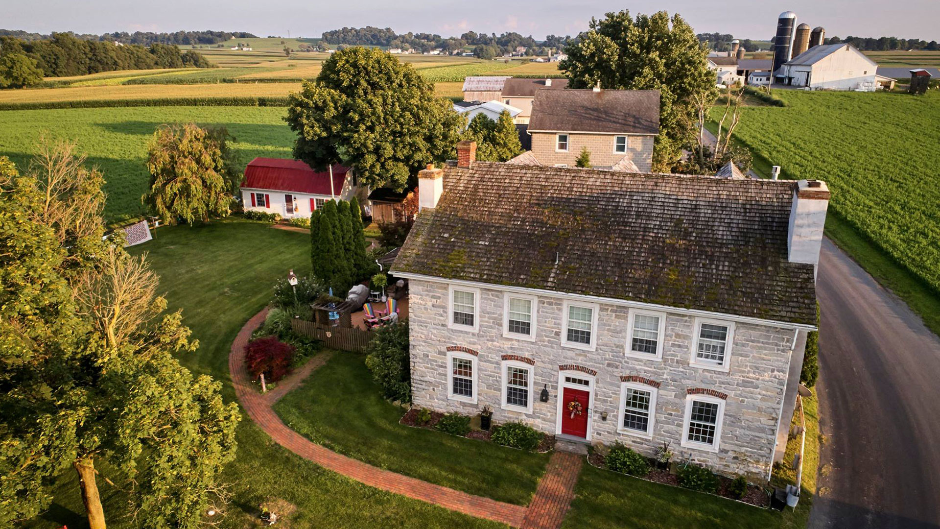 Osceola Mill House Bed & Breakfast: near Intercourse PA Lancaster County