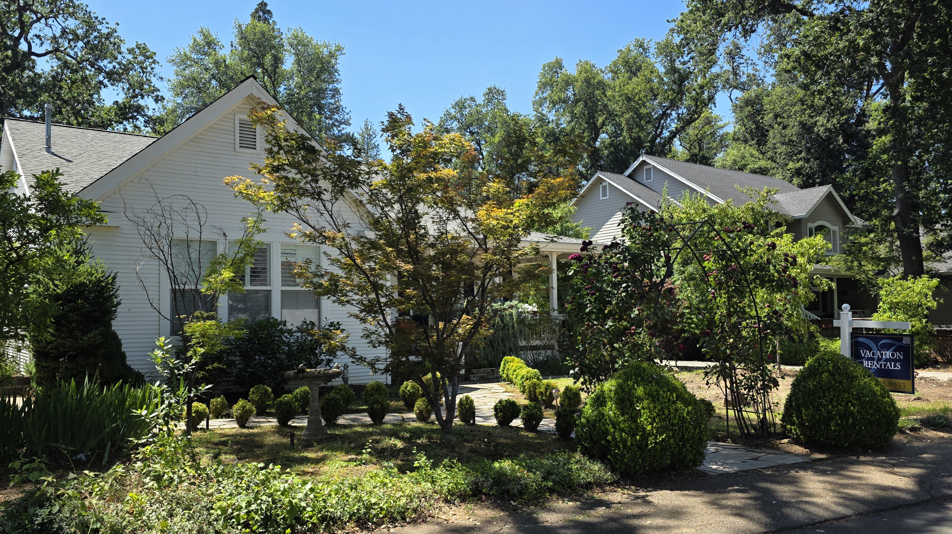V Vacation Rentals