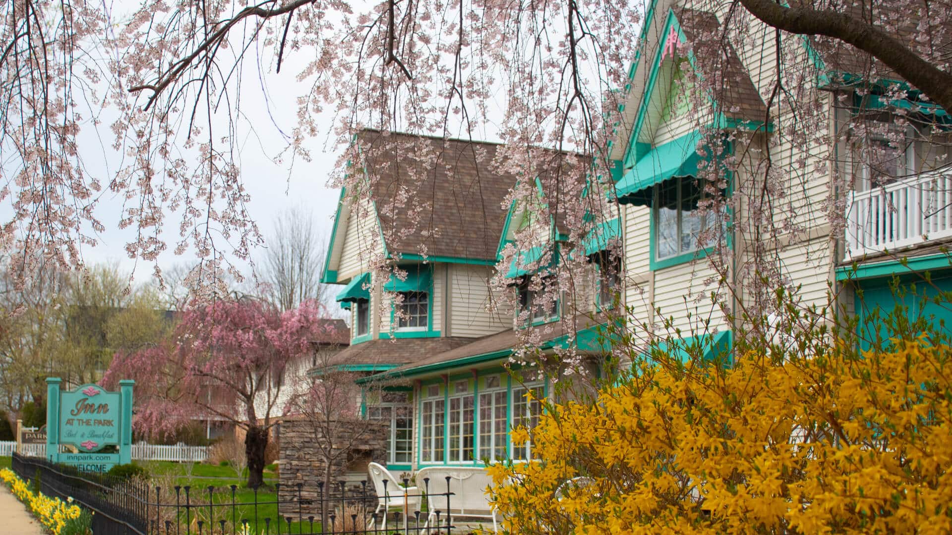 View the Photo Gallery of Inn at the Park in South Haven Michigan