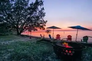 Beach sunset on Mobile Bay at Jubilee Suites in Fairhope, AL