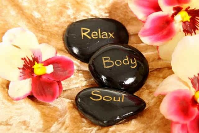 Relax At Wolf Cove Inn Maine Spa